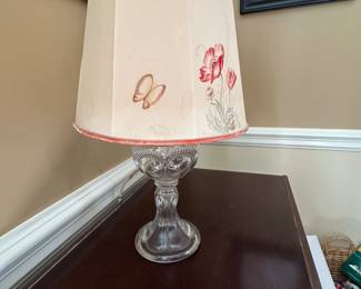 $100.00 - Helen Woods Lamp With Hand-Painted Silk Lampshade 