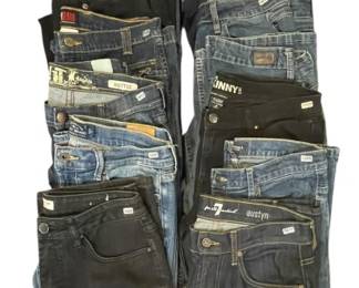 16 Pairs Variety Brand Ladies Jeans Sz. 8 