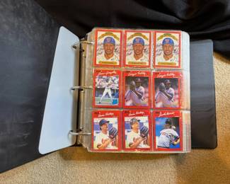 59 VintageBaseballCardsinBinderMixedPlayersEras