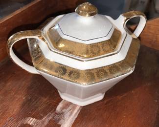 Le Roi 18K Gold Sugar Bowl