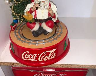 Santa Coca Cola Metal Christmas Music Box -- Original Packaging