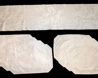 Damask Ivory Table RunnerPlacemats 