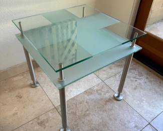 Tempered glass square side table - 22 x 22 x 22(adjustable +/- 5”)