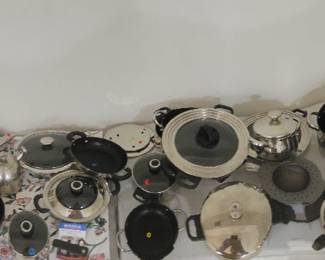 I took a panoramic view of all of the cookware. This would be great for someone who likes to bake or has a catering service. All very nice condition lots of lids and magnetic heat resistant trivets 
$350 for the bulk lot otherwise they are $10 and up mostly up.