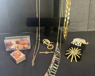 PO178Vintage Gold Tones