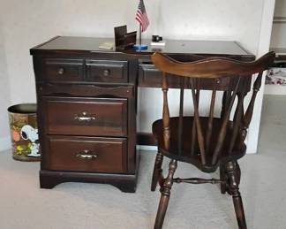 PO128Vintage Dark Wooden Desk