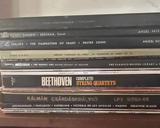 PO199Vinyl Collection One