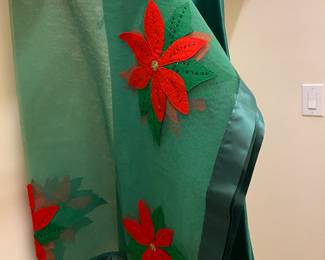 Beautiful seasonal table cloths.