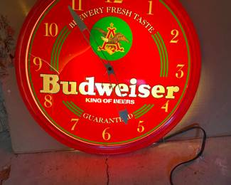 Lighted Budweiser clock (note cracks)