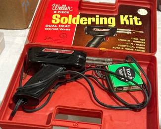 SOLDERING GUN