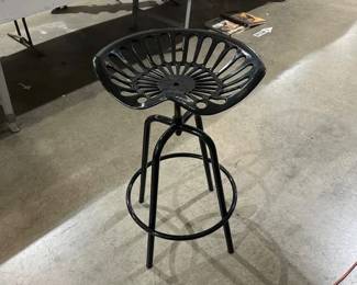 TRACTOR SEAT SWIVEL STOOL