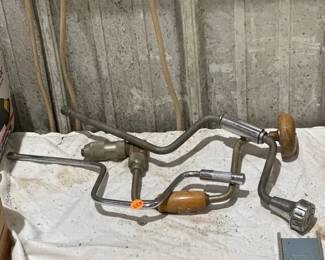 VINTAGE HAND DRILL