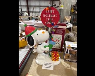 LIGHTED SNOOPY HAPPY HOLIDAYS FIGURE