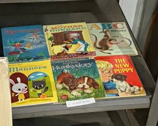 6 CHILDRENS BOOKS
