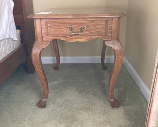 Ethan Allen Canterbury Oak Side Table