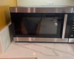 Countertop microwave in great condition