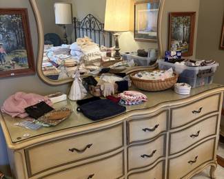 French Provisional Dresser set