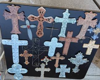 huge selection of crosses for indoor/outdoors