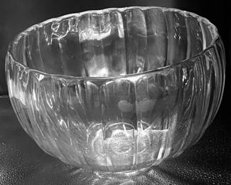 ANTIQUE LARGE PUNCH BOWL W/15 CUPS