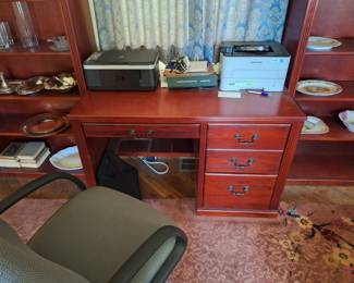 Office furniture. Printers.