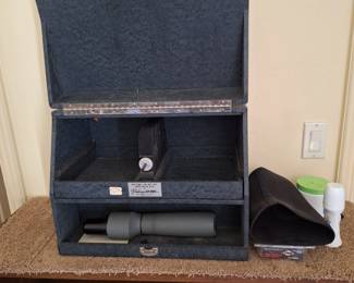 Vintage Pachmayr gun case. Excellent condition.