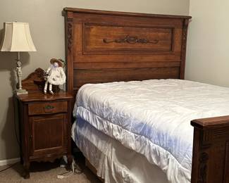 Sleigh Bed