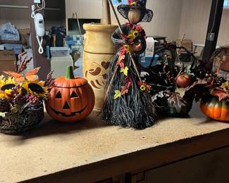 Lots of holiday decore 