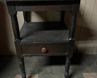 One Drawer Stand 