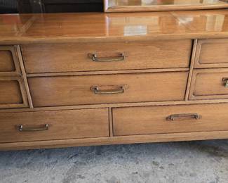 MCM DREXEL MERIDIAN DRESSER w/MIRROR