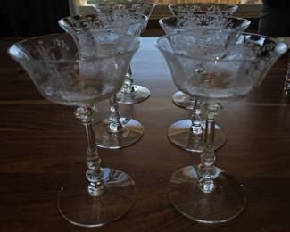 VINTAGE HEISEY ORCHID STEMWARE
