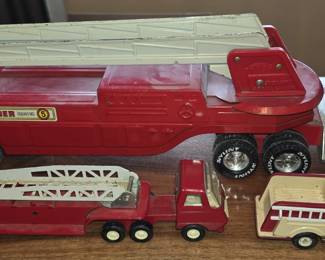 VINTAGE TIN FIRE TRUCKS