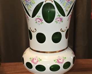 VINTAGE BOHEMIAN CASED GLASS CUT TO GREEN VASE