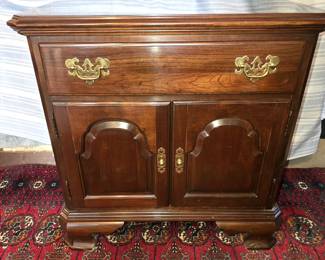 ETHAN ALLEN NIGHTSTAND
