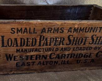 ANTIQUE WESTERN CARTRIDGE AMMUNITION BOX