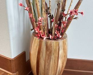 Decorative floor vase
