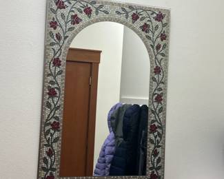 Mirror flower frame