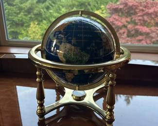 Globe