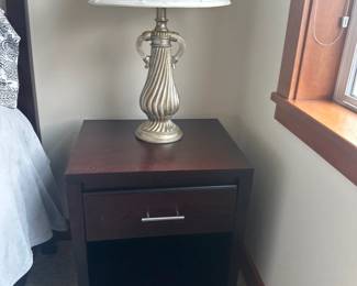 Nighstand table lamp