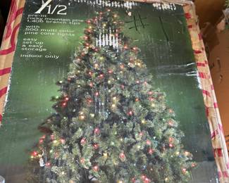 Christmas trees - MANY - several sizes