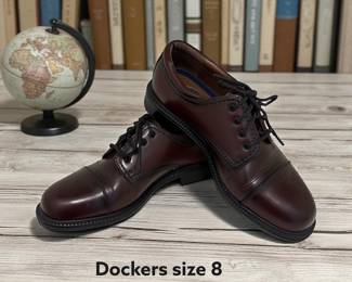 Men's shoes size 8 - Dockers
