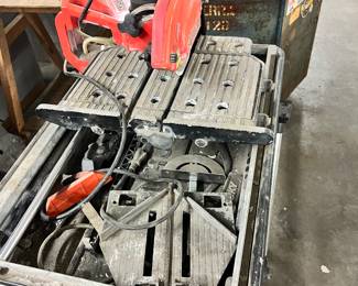 Tile Saw with extras