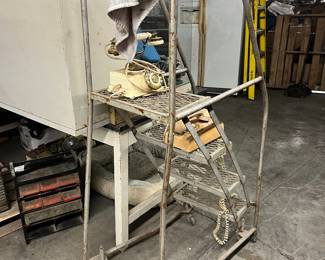 Rolling staircase