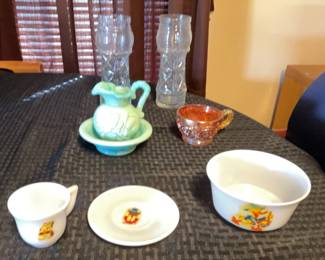 Various Vintage Glassware Pieces