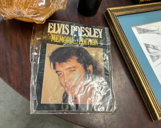 1977 Essence Magazine Featuring Elvis Presley