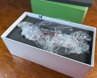 This lot features an Overland Models O Scale Brass SP ‘C50-9’ B-W Caboose. Built in Korea by Ajin Precision Mfg. Comes in original packaging.
