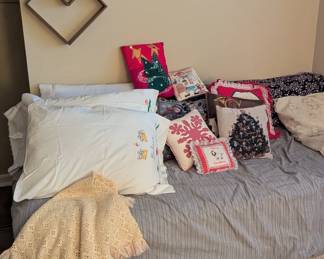 Twin bed