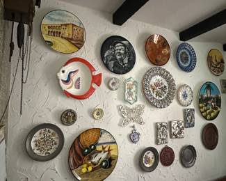 Ceramic plates wall decoration