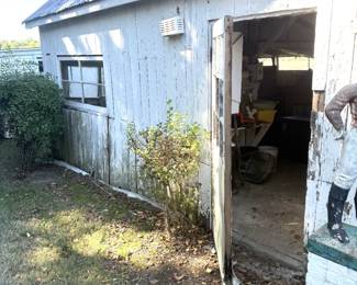 Pictures of Out Buildings 