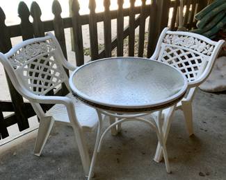 #187 Aluminum White Round Table w/2 plastic Chairs - 30 round x 29Tall $45.00