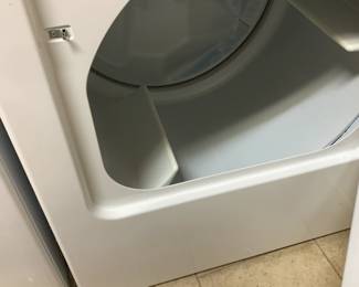 #32 whirlpool dryer $100.00